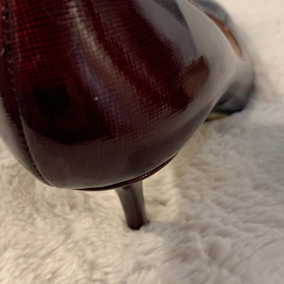 Kate Spade Burgundy Women's Pumps - Picture 6 of 6